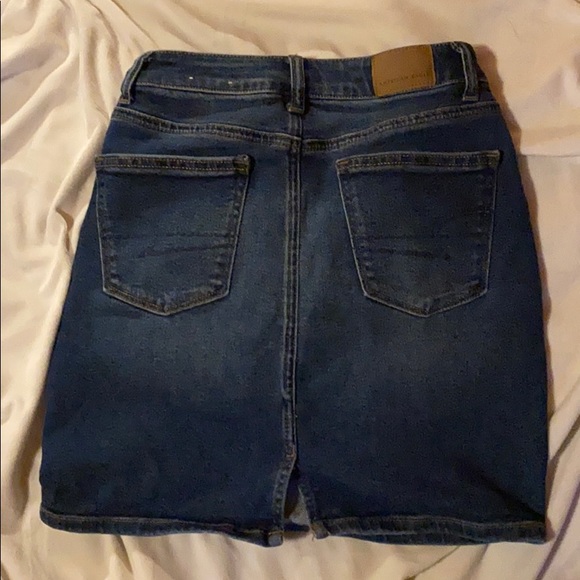 *High Waisted American Eagle Skirt - Picture 2 of 3